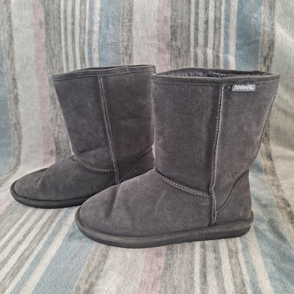Women's Bearpaw Grey Boots Size 10